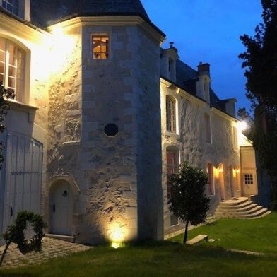 Maison 10 pièces 496000 €