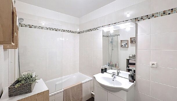 Appartement 3 pièces  à vendre Reims 51100