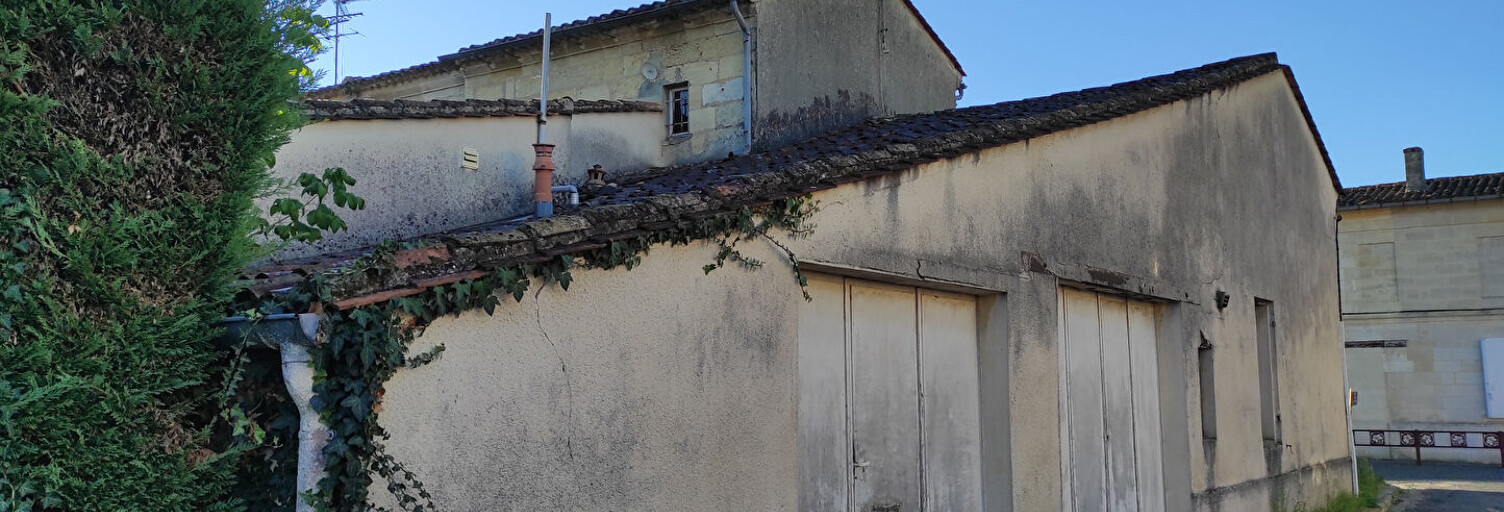 Immeuble  125 m² à vendre à Pomerol (33500)
