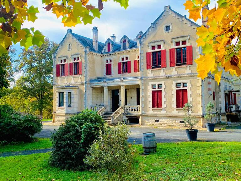 Château — photo 1