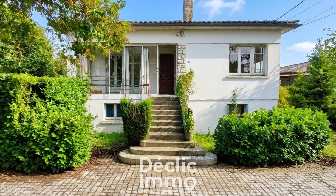 Villa / Maison  T8 à vendre Réparsac 16200