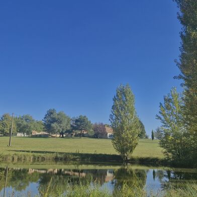 Maison 17 pièces 490000 €