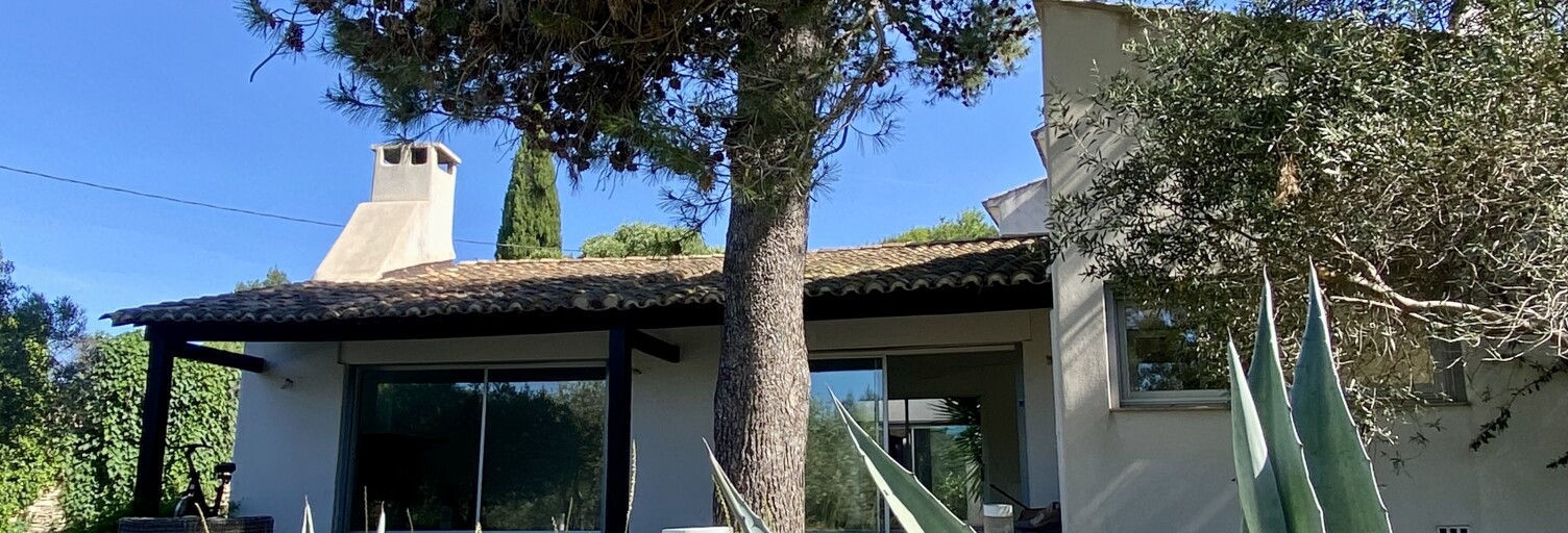 Maison 11 Pièces 295 m² à vendre à Nîmes (30000)