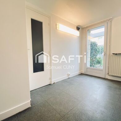 Bureau 1 pièces 340 €