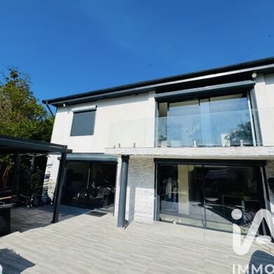 Maison 5 pièces 520000 €