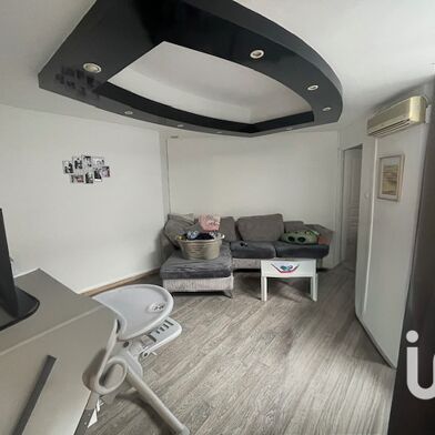 Immeuble  127000 €