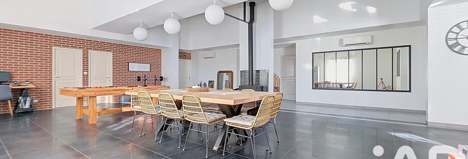 Maison 9 Pièces 239 m² à vendre à Romilly-sur-Seine (10100)