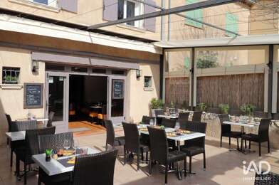 Commerce  241500 €