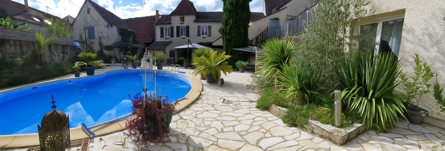 Maison 20 Pièces 1300 m² à vendre à Payrac (46350)