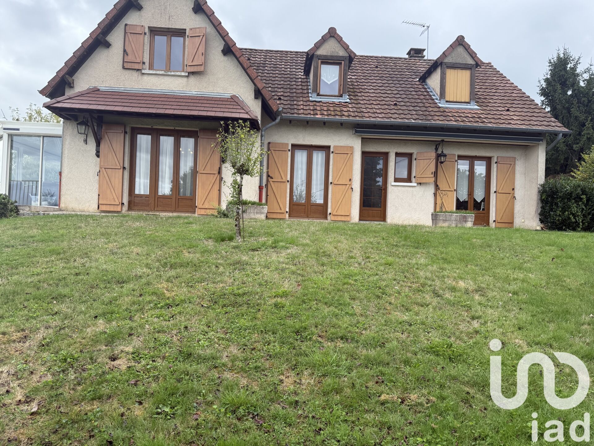 Bourbon-Lancy - 195m² - 7p. - 5ch.