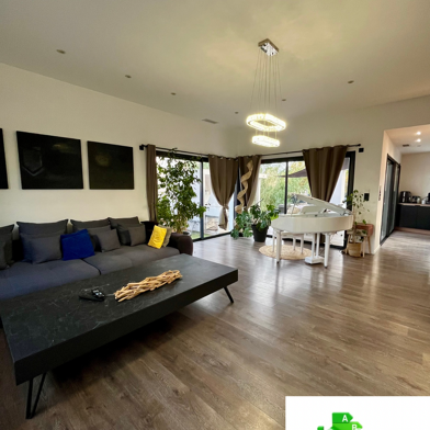 Maison 5 pièces 465000 €