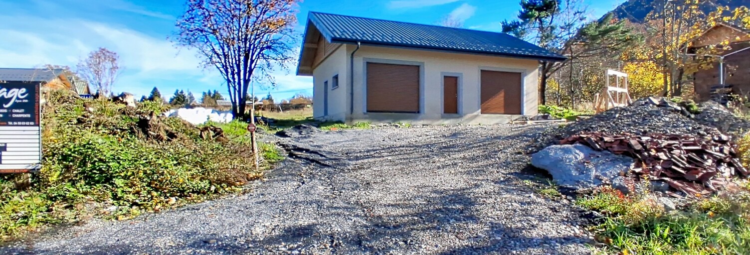 Terrain  1326 m² à vendre à Saint-Sixt (74800)