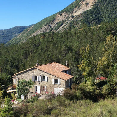 Maison 25 pièces 1620000 €