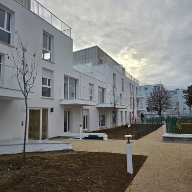 Appartement 4 pièces 1450 €