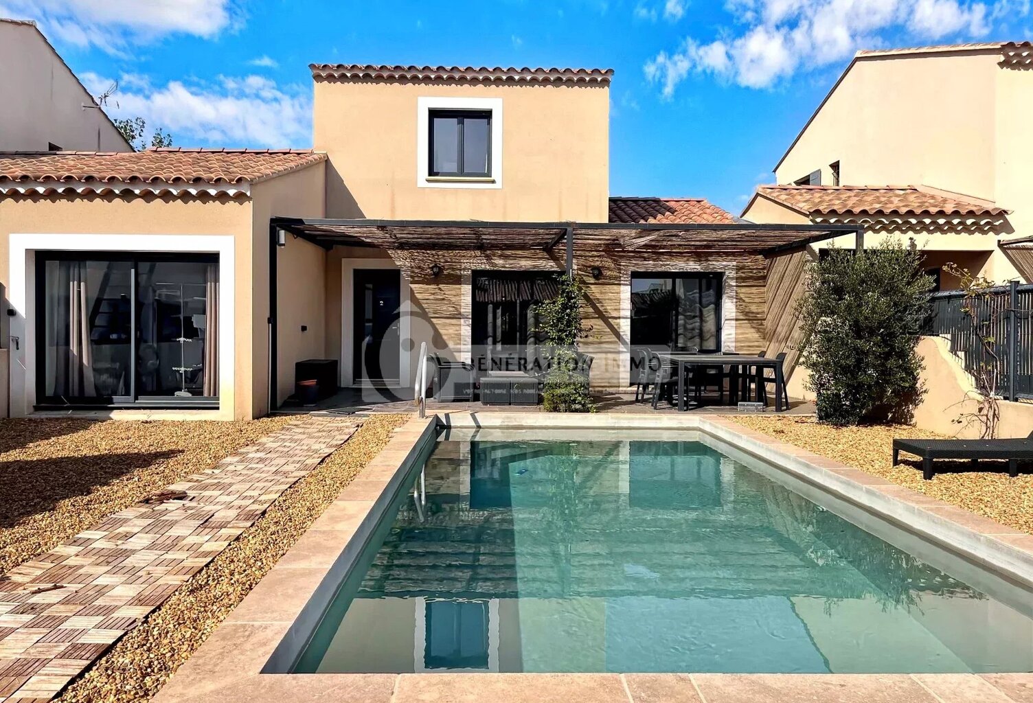 MAISON FAMILIALE - PARADOU — photo 1