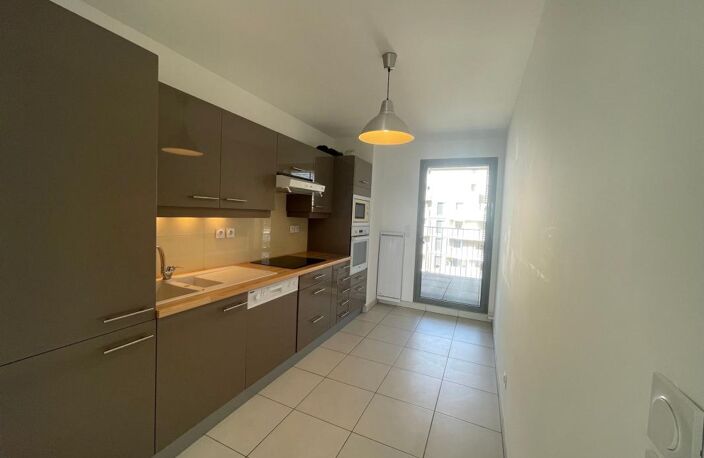 Appartement À Vendre Montpellier quartier Port Marianne 4 pièces avec belle vue dégagée — photo 4