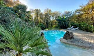 Maison 10 Pièces 250 m² à vendre à Tursac (24620)