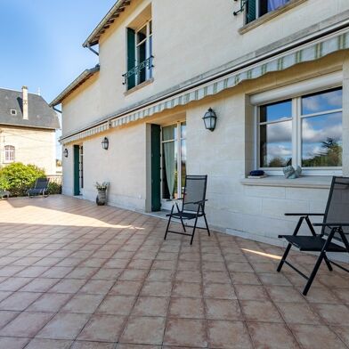 Maison 8 pièces 819000 €