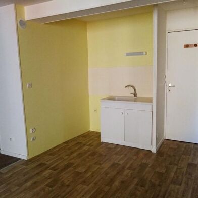 Appartement 2 pièces 425 €