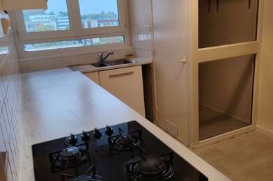 Appartement 3 pièces 895 €