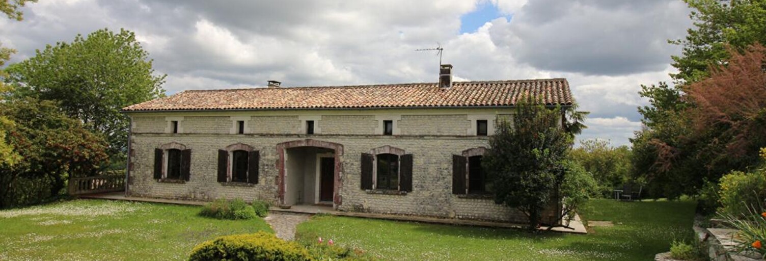 Maison 8 Pièces 170 m² à vendre à Châtignac (16480)