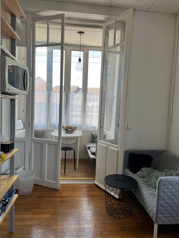 Location Studio 13 m² à Dijon 565 ¤ CC /mois