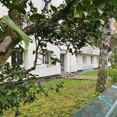 Appartement 4 pièces 309750 €