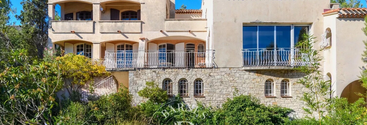 Maison 8 Pièces 240 m² à vendre à Sausset-les-Pins (13960)