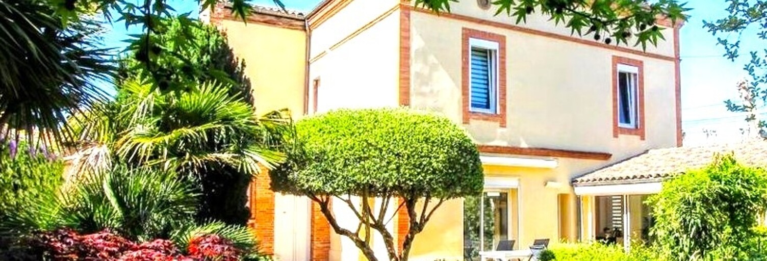 Maison 8 Pièces 319 m² à vendre à Castelsarrasin (82100)