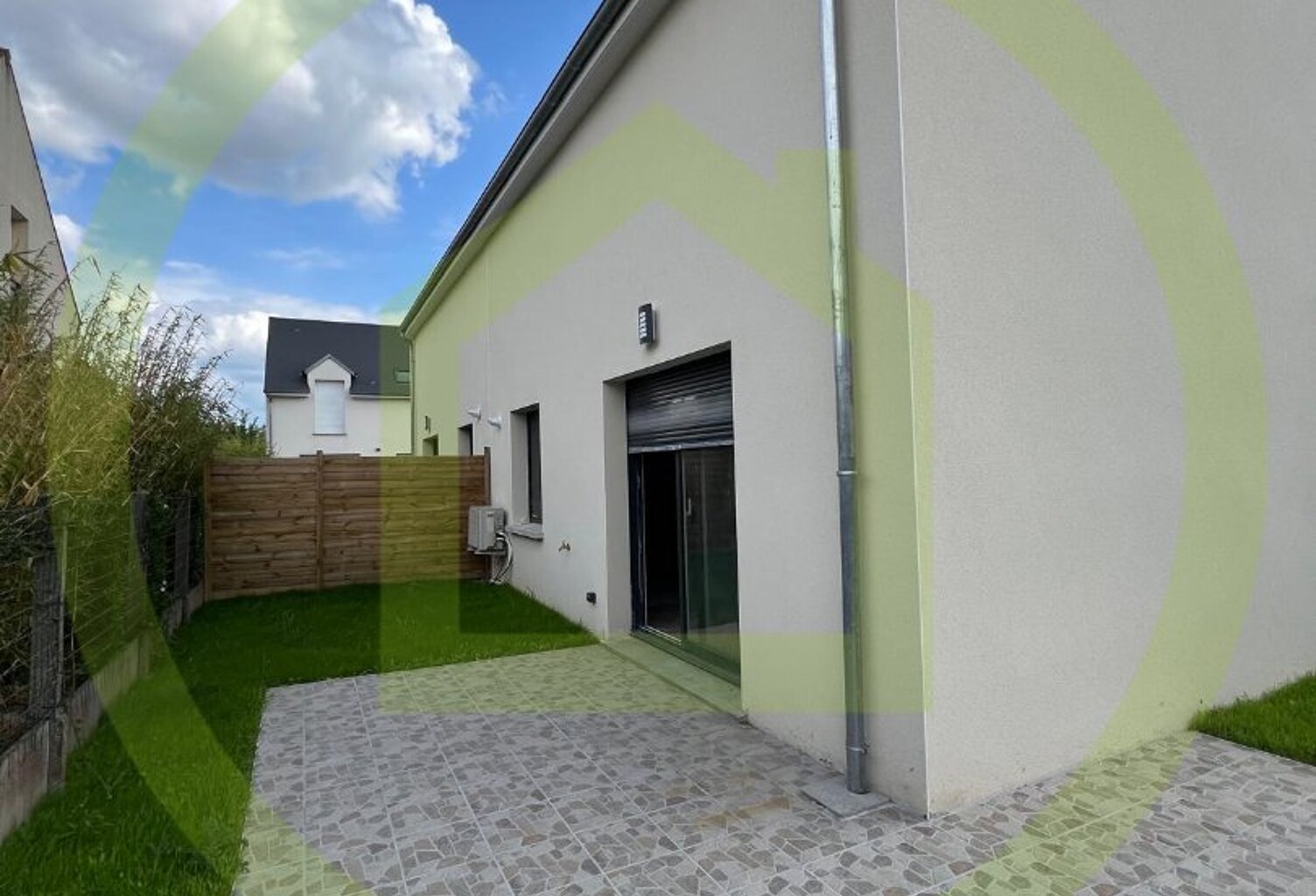 Maison jumelée — photo 1