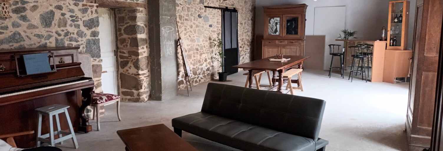 Maison 8 Pièces 228 m² à vendre à La Chapelle-Saint-Laurent (79430)