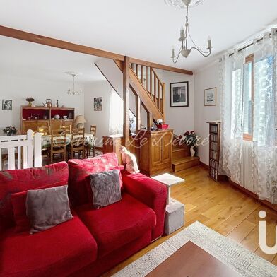 Appartement 6 pièces 265000 €