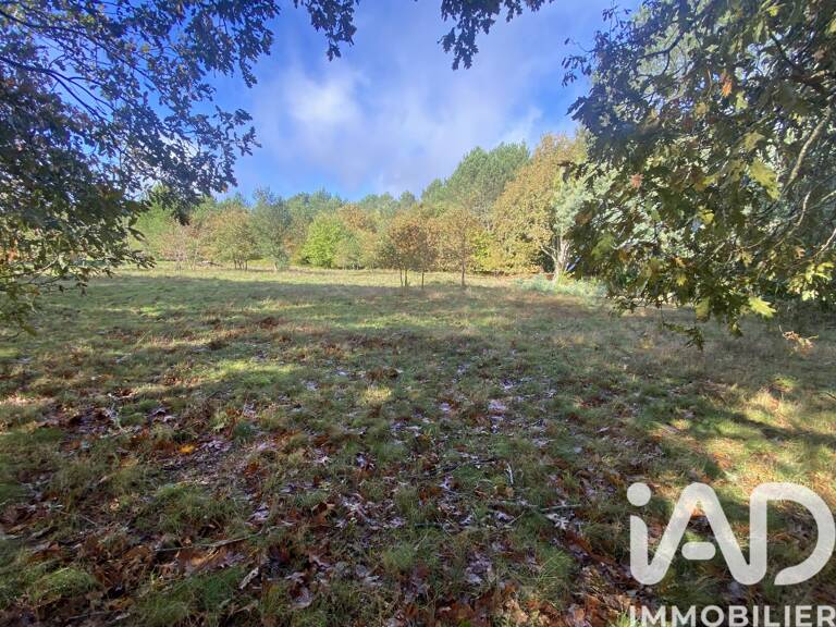 Vente Terrain 3 893 m&sup2; — photo 1