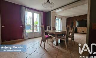 Maison 7 Pièces 200 m² à vendre à Château-Landon (77570)