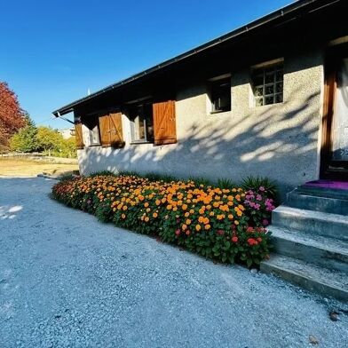 Appartement 4 pièces 174000 €