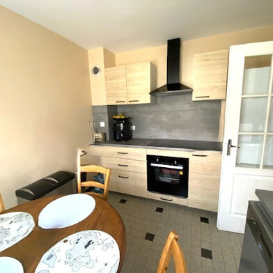 Maison 4 pièces 1140 €