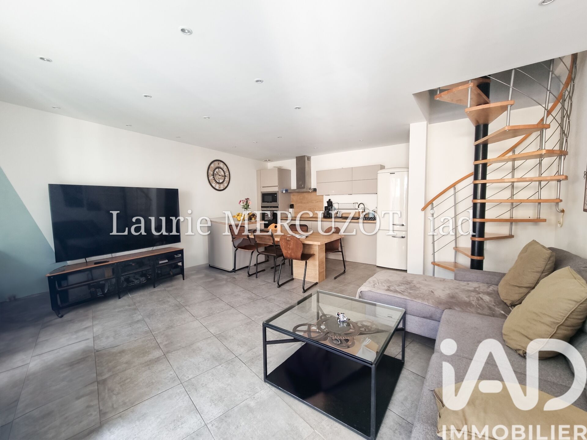 Bages - 100m² - 5p. - 2ch.