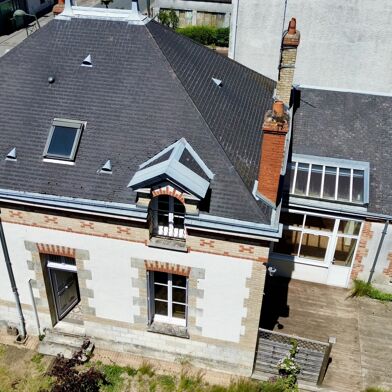 Maison 10 pièces 589000 €