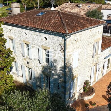 Maison 8 pièces 495000 €