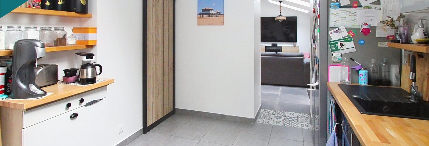 Maison 3 Pièces 105 m² à vendre à Bourg (33710)