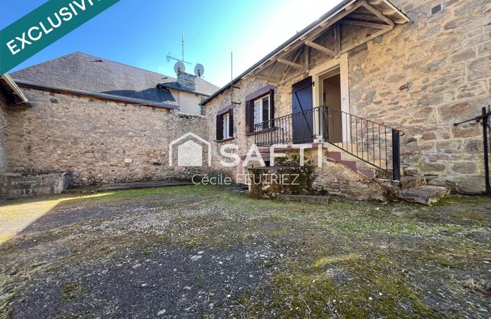Maison de bourg avec dépendance et terrain — photo 4