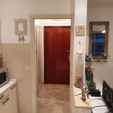 Appartement 1 pièces 750 €