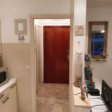 Appartement 1 pièces 750 €