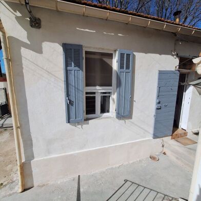 Maison 3 pièces 880 €