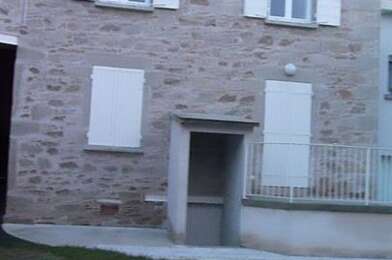 Maison 6 pièces 1570 €