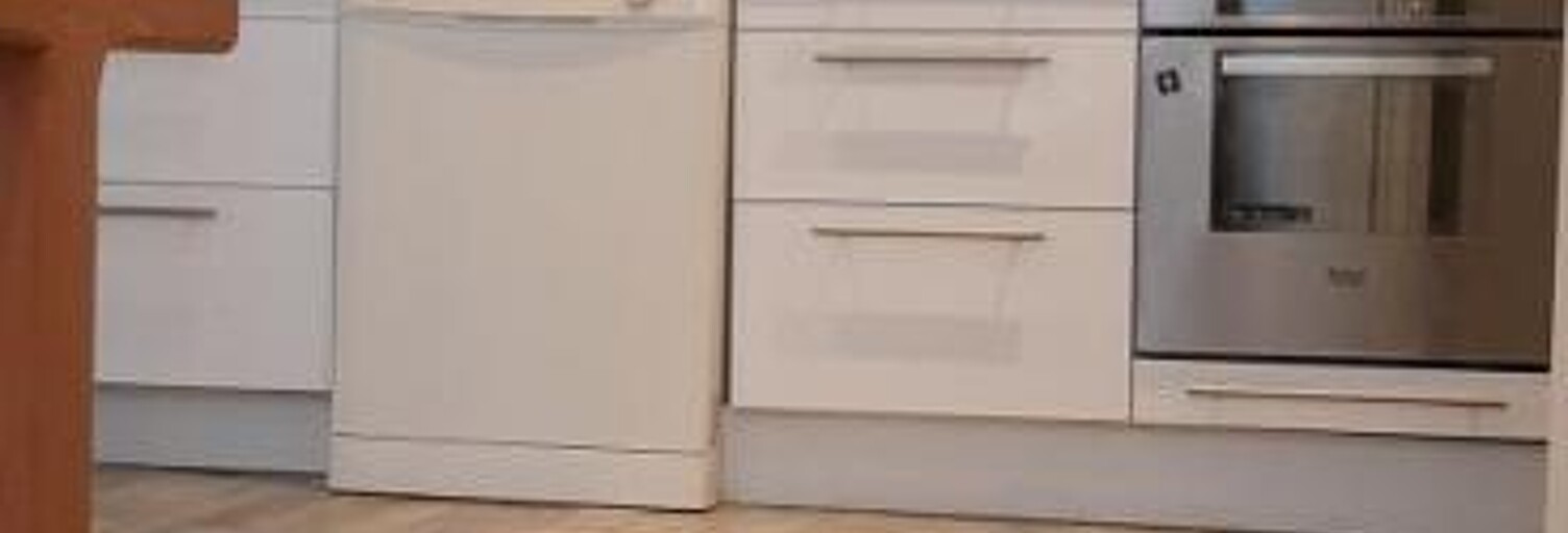 Maison 3 Pièces 107 m² à louer à Grambois (84240)