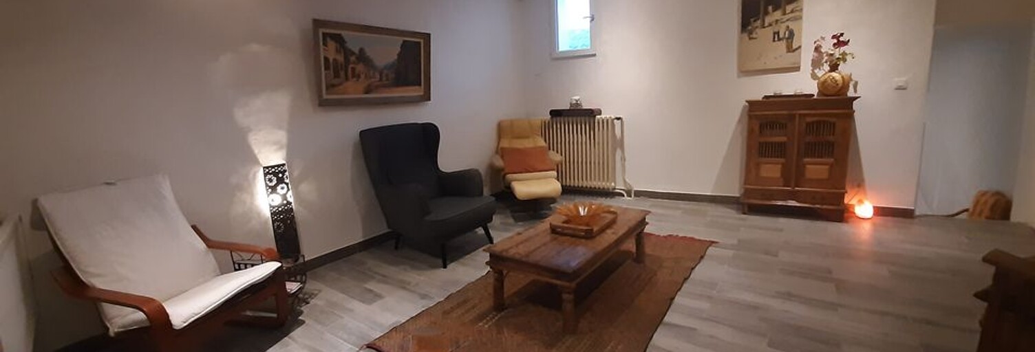 Maison 3 Pièces 107 m² à louer à Grambois (84240)