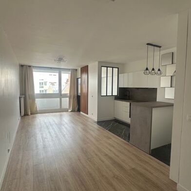 Appartement 2 pièces 1590 €