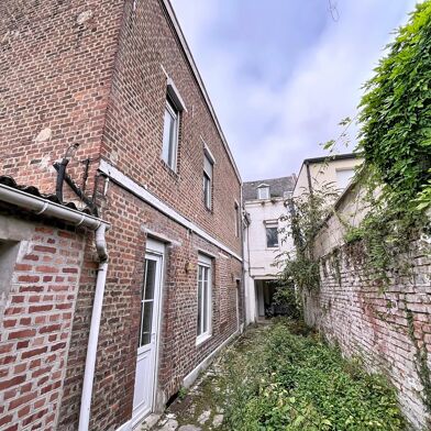 Immeuble  227000 €