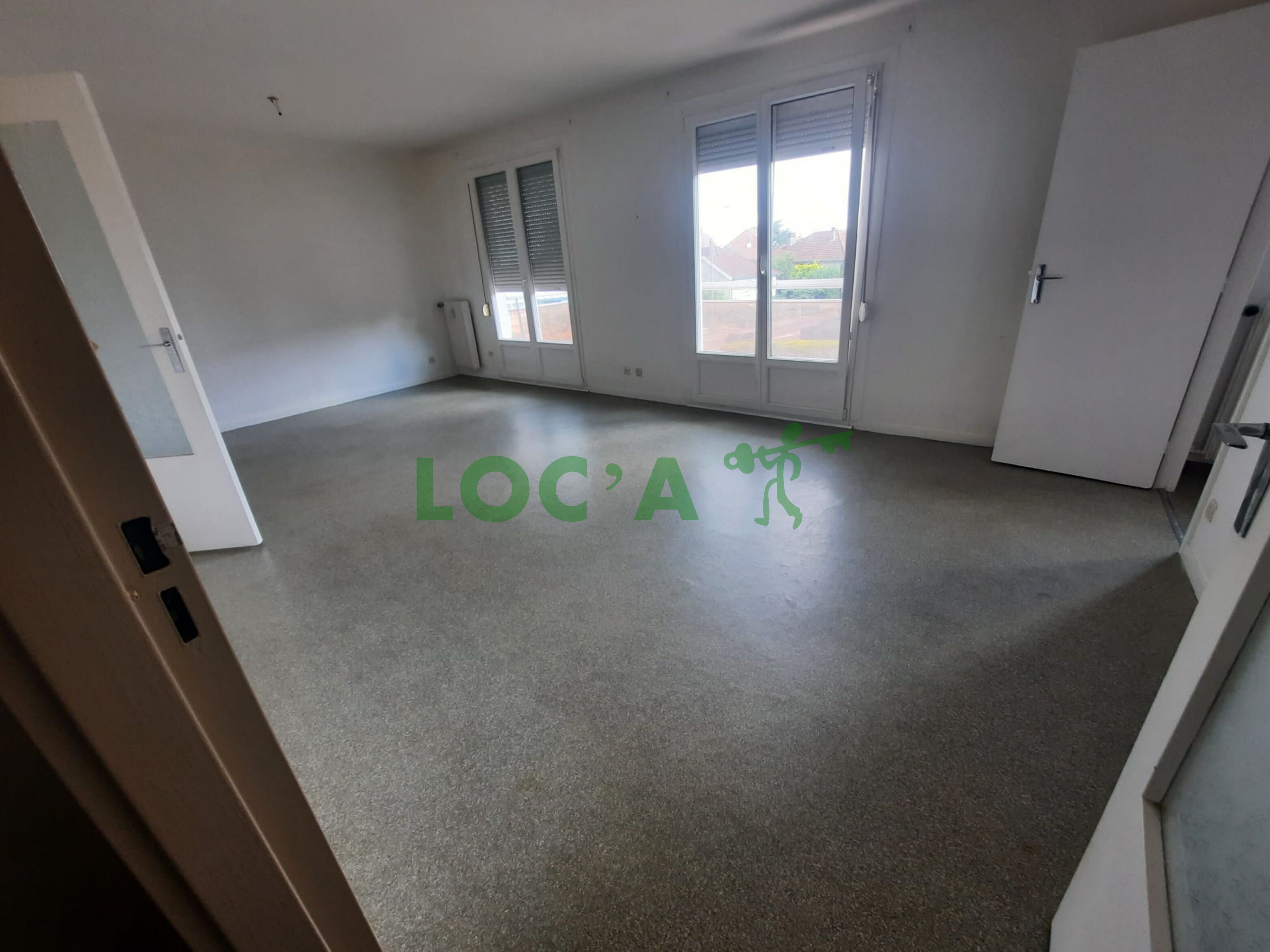 Location T4 86 m² à Fontaine-Lès-Dijon 900 ¤ CC /mois